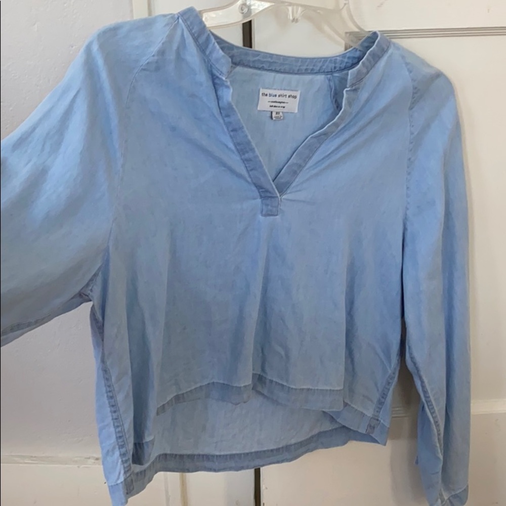 The blue shirt shop top